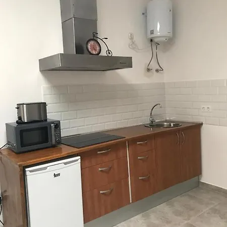 Apartment Casa Alba 1 *